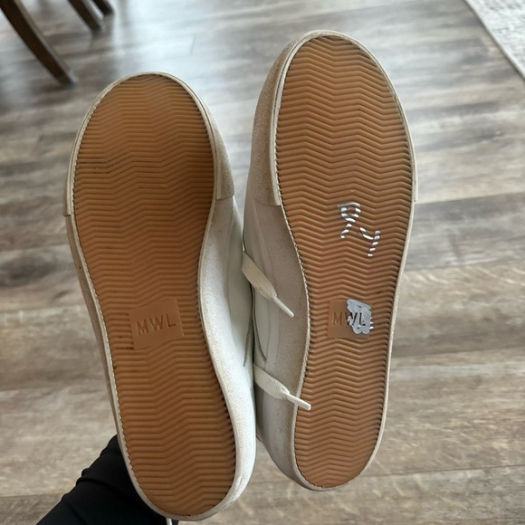 Madewell Unisex Leather Sidewalk Low-Top Sneakers - color: Pale Parchment - Picture 11 of 11